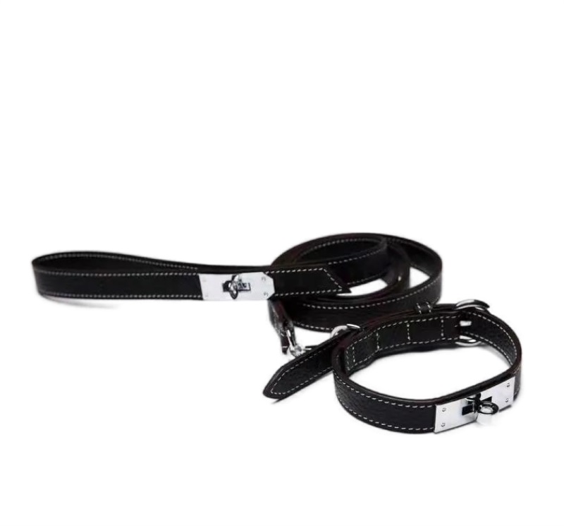 Dog Collar and Leash Set Classic Plaid Pattern Soft Cowhide Leather spike Pet Collars Modern Designer Look for Small Medium Large Pets