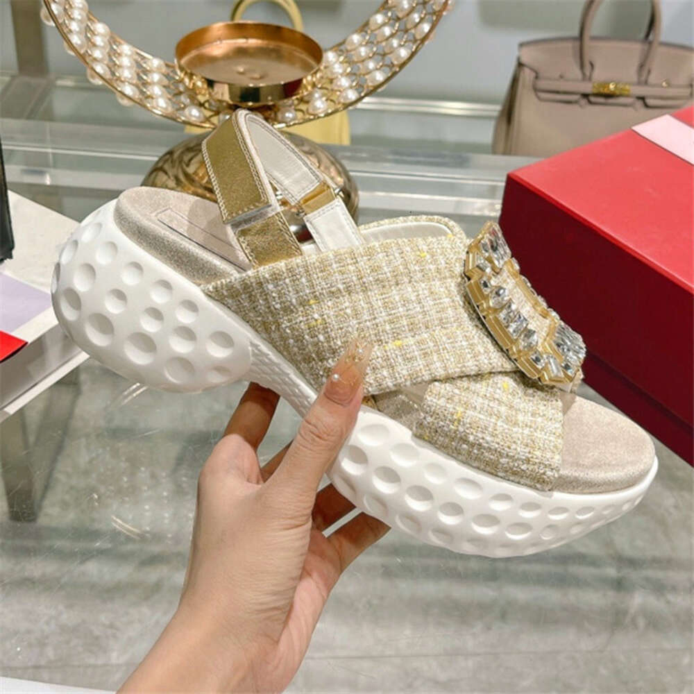 Diamond Buckle Decorative Women's Round Toe Increase Thick Bottom Waterproof Table Design Fashion Party Sandals