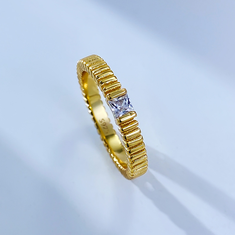 2024 Choucong Ins Top Sell Wedding Rings Simple Fine Jewelry Solitaire Princess Cut Real 100% Sier Gold Moissanite Party Women Engagement Band Ring Gi