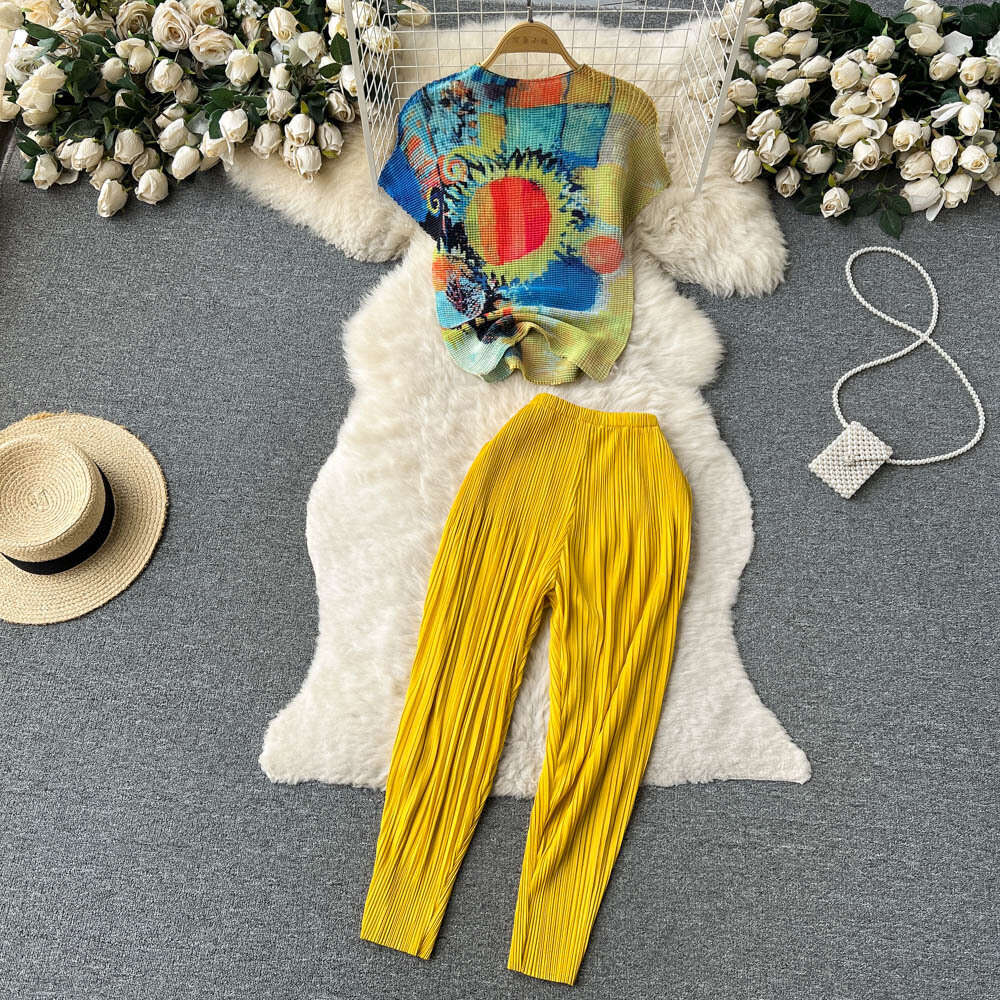 Instagram Fashion Set Womens Summer Printed Short sleeved Top+Elastic Waist Casual Radish Pants Two piece Set Fashion