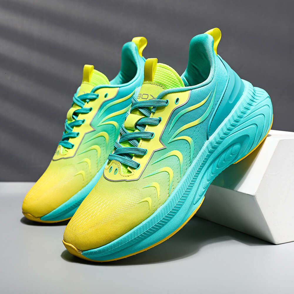 New Breathable Comfortable Outdoor Fashion Sneakers Sports Customized Woman Men's Casual Running Shoes