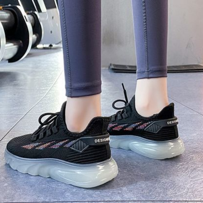 Sneakers Running Sports Tabi Shoes for Women 2024 Gym Shoe Fashion Designer Low Tennis Female Casual Hit Basketbal on Promotion