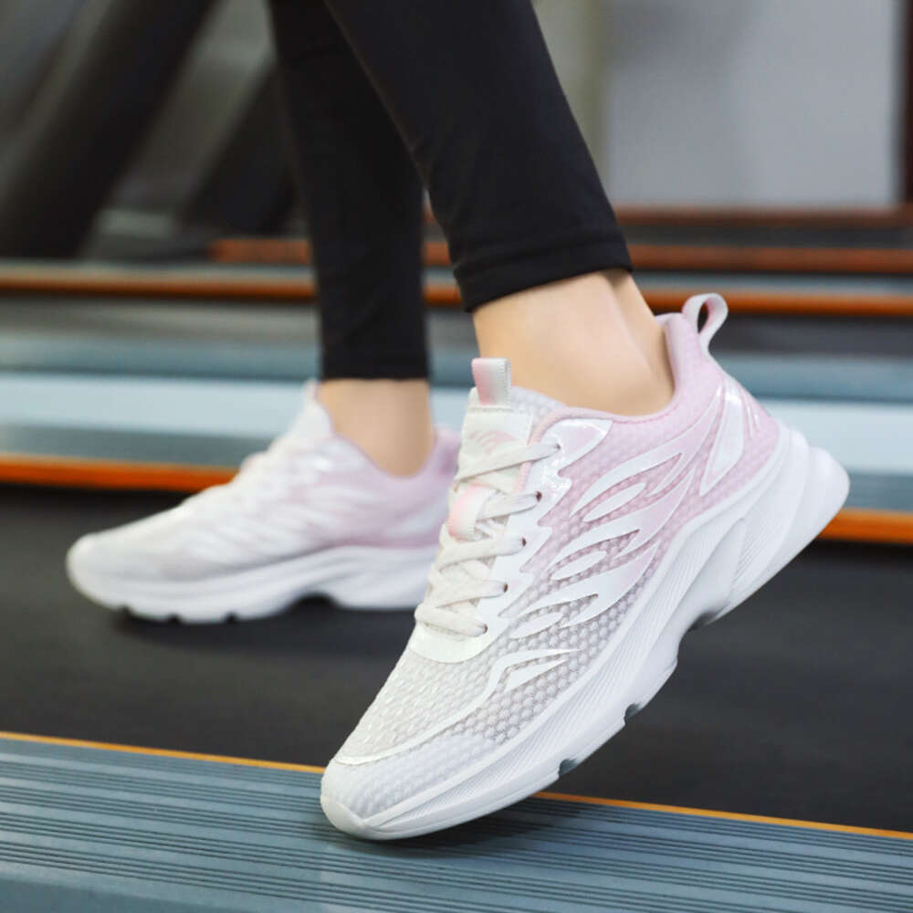 Wholesale men's and women's Fashion breathable casual new network fabric sports shoes