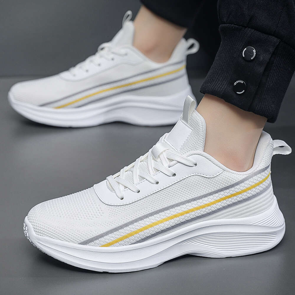New Fashion Casual Sports Sneakers Breathable Lightweight High Elastic Big Size Running Shoes for Men