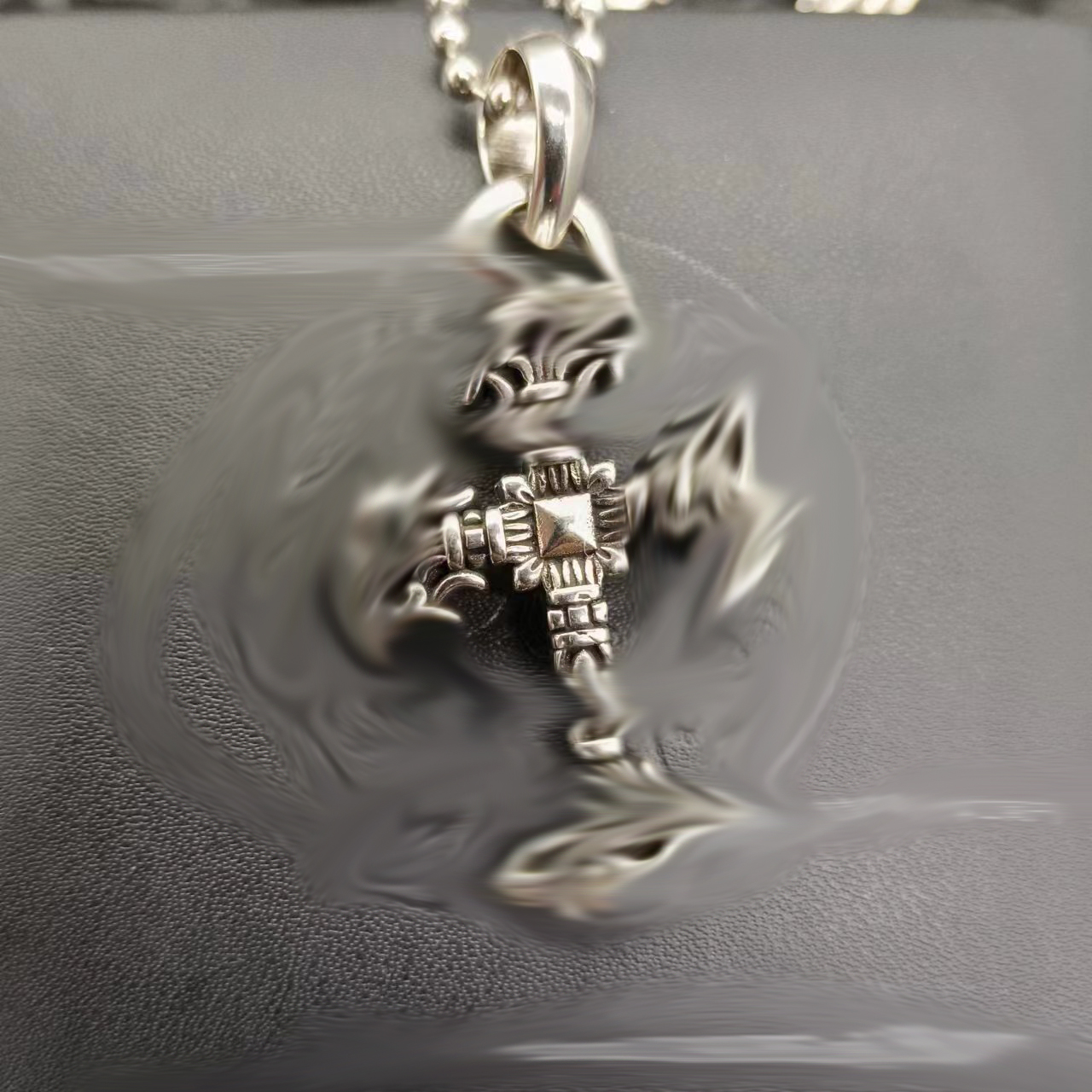 Designer ch Cross fashion Pendant Necklaces Man Women Popular in Europe America Retro fit for various necklaces 925 Sterling Silver senior Pendants jewelry gift