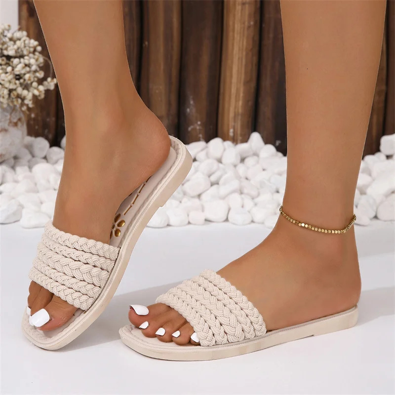 2024 Summer Fashion Comfortable Single Line Leisure Outdoor Beach Shoes Sandals and Womens Slippers 240611