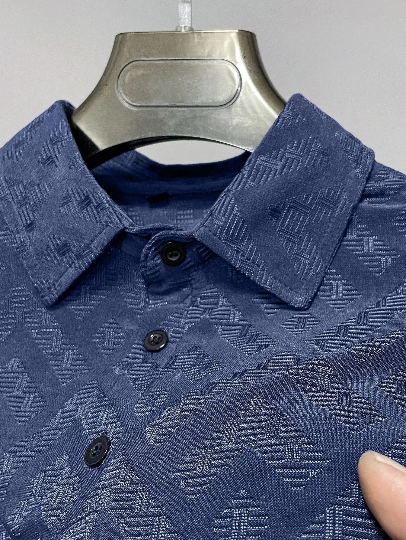 Mens Casual ShortSleeved Jacquard Weave Polo shirt Fashion Lapel Tshirt Breathable Button Shirt Clothing 240601