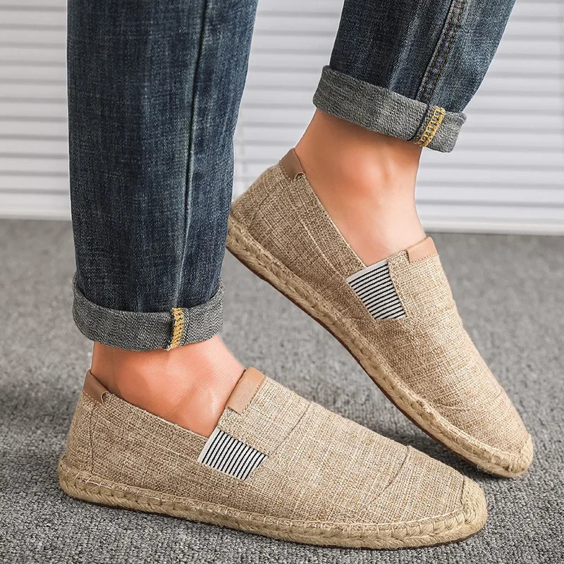 Mens casual shoes breathable canvas shoes Chinese fashion mens casual shoes 240611