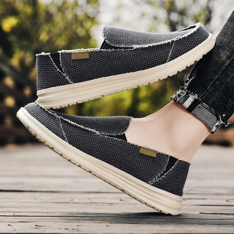 Summer denim canvas mens breathable casual shoes outdoor anti slip sports shoes comfortable driving shoes mens slippers large size 240611