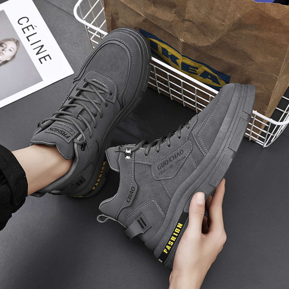 Factory direct sales of autumn and winter high top men casual sneakers