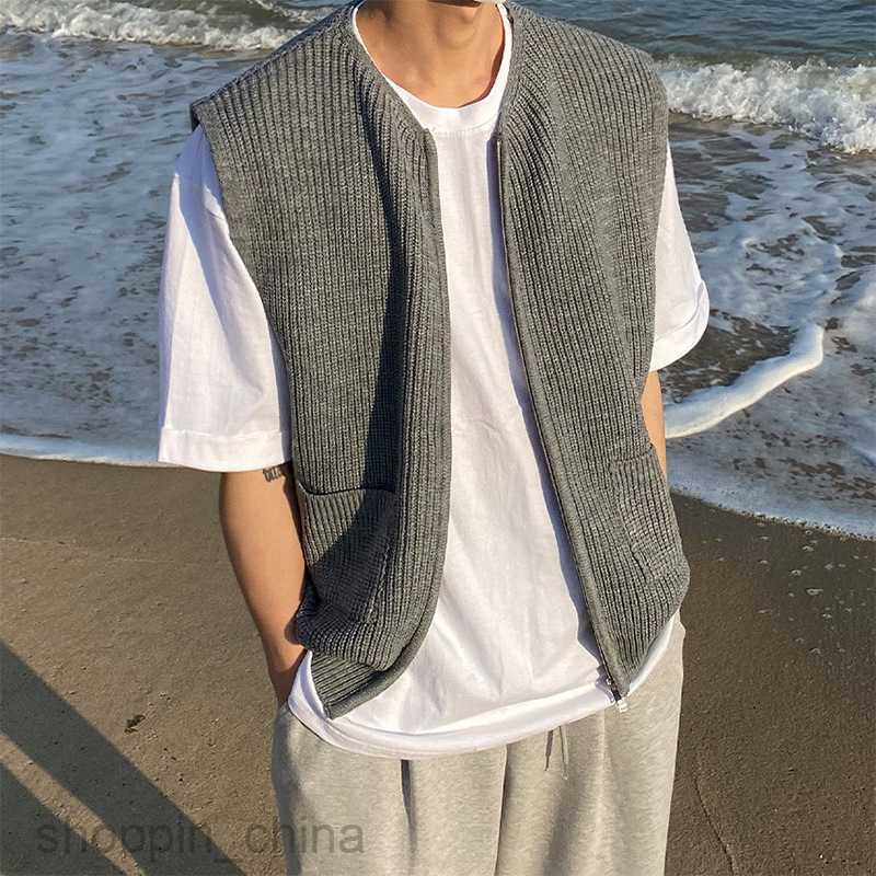 Men's Jackets Coats Loose sweater vest men autumn new fashion personality college style waistcoat zipper knitted cardigan coat
