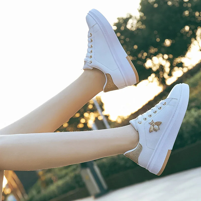 Shoes White Women Sneakers Casual Platform Fashion Rhie chaussures femme bee Lady footware Walking shoes 241106