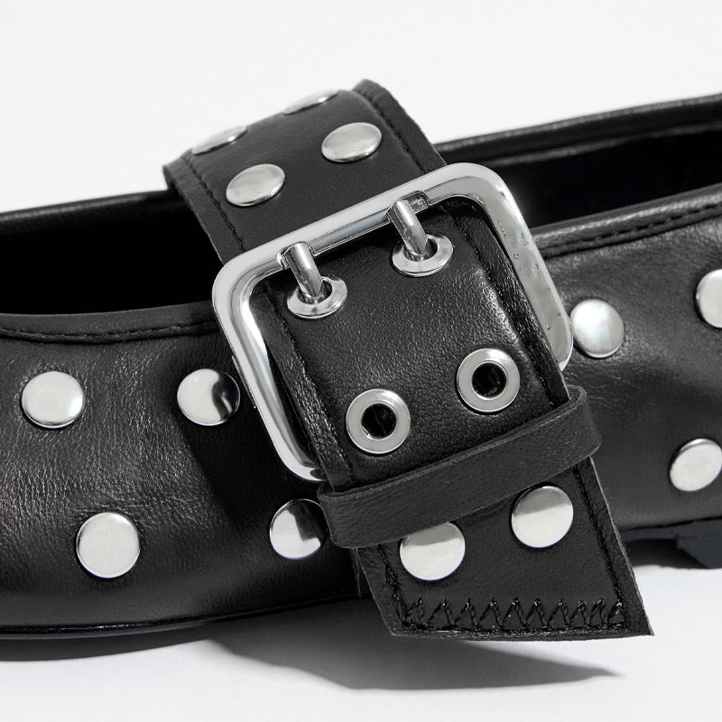 Large Rivet Belt Buckle Simple Flat Sole Single Shoe Black White Punk Style New Fashionable Women Size34-44 Handmade Shoes e0ac s