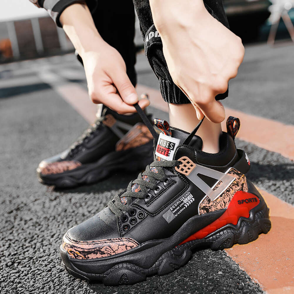 Made in China Comfortable breathable men's sneakers Chinese style fashion clunck sneaker