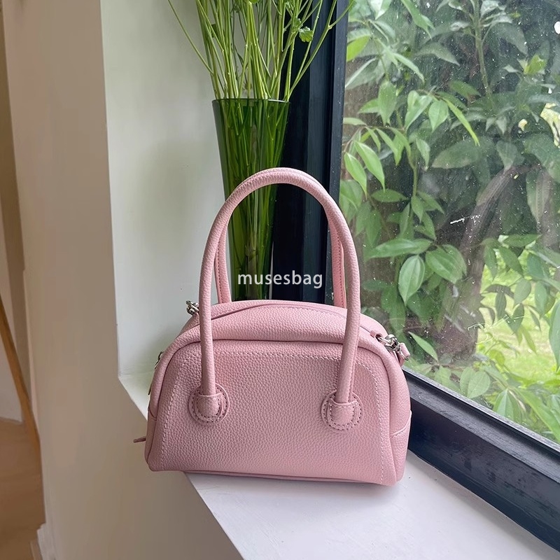 High quality niche design Korean version large capacity pillow bag for women's new high-end and versatile commuting carrying crossbody bag