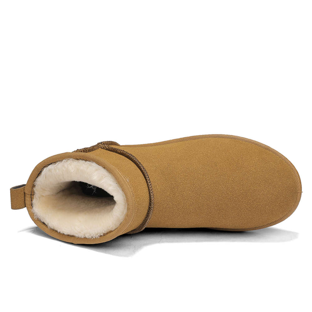 Classic design winter snow boots warm outdoor non-slip sneakers