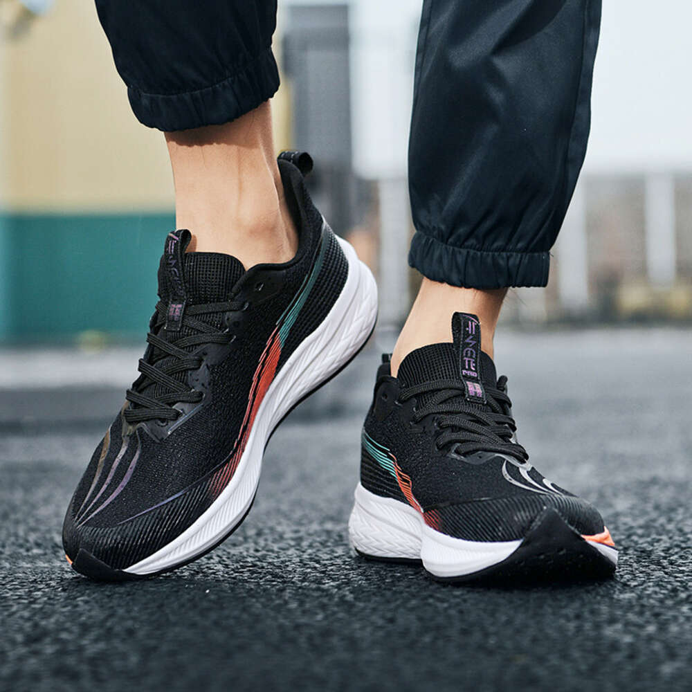 Mesh Breathable Fashion Sneakers lightweight High quality Outdoor Anti slip Sports Woman Men Casual Running Shoes
