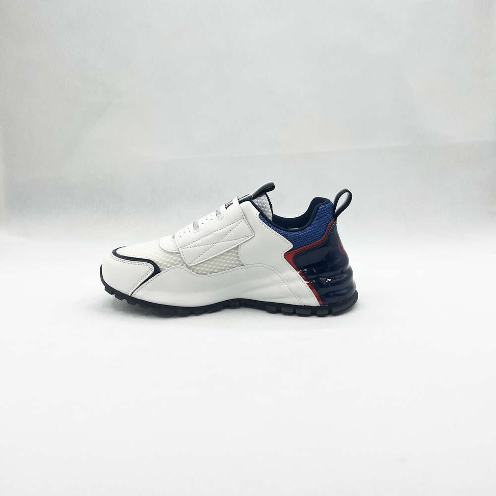 Newly designed leather casual custom comfortable breathable sneakers non-slip running shoes for women