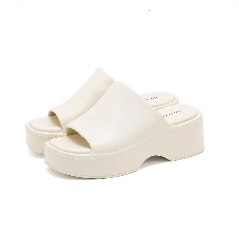 2024 Womens Slippers Summer European American Style Thick Sole Slippers Comfortable Soft Sole Slippers Home Outdoor Wear 240611