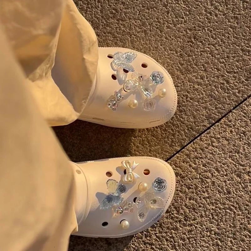 Black butterfly series shoe accessories beautiful Rhinestone amulet used for s and decorations for Clogs sandal gifts 240611