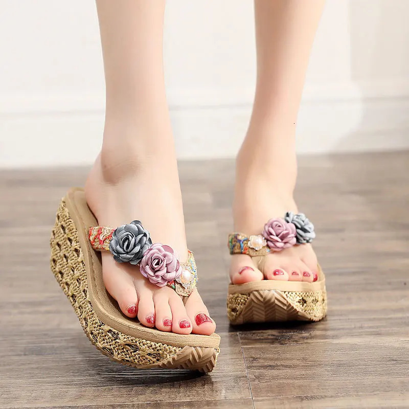 Summer Beach Sandals Womens Flower Flap Bohemian Beach Beaded Womens Wedge Sandals Non slip Outdoor Slippers 7cm High Heels 240611