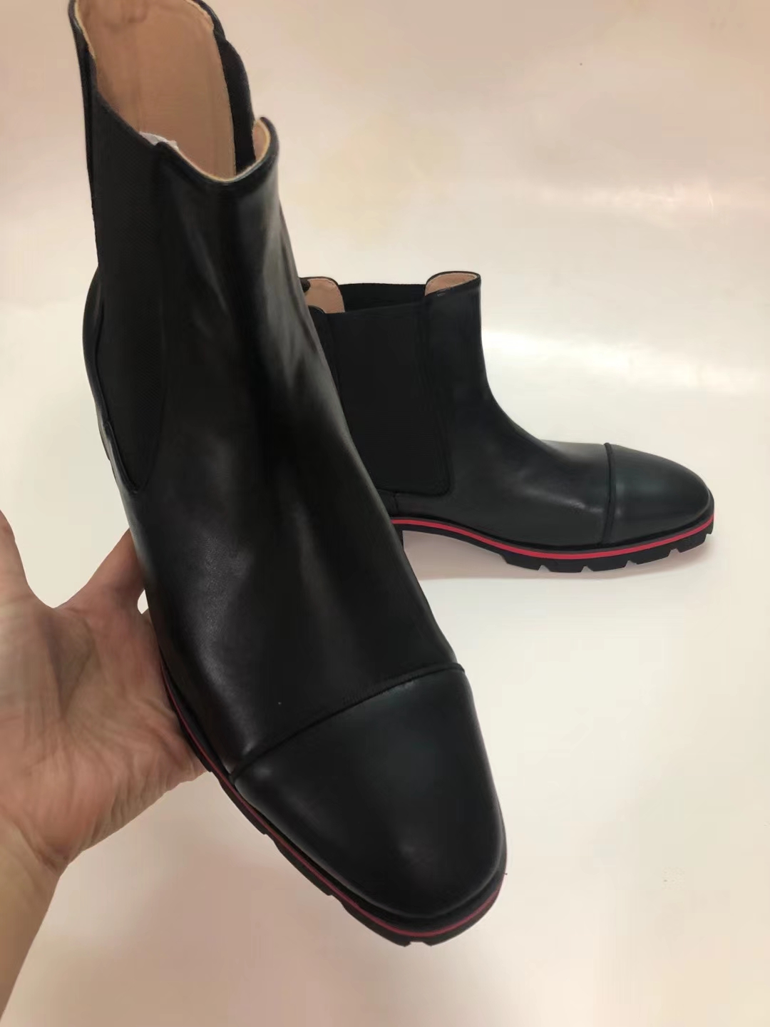 High Quality Men Boots Slip-On Low Heel Black Color High Top Botas Mujer Casual Ankle Motorcycle Shoes Leather Chelsea Boots