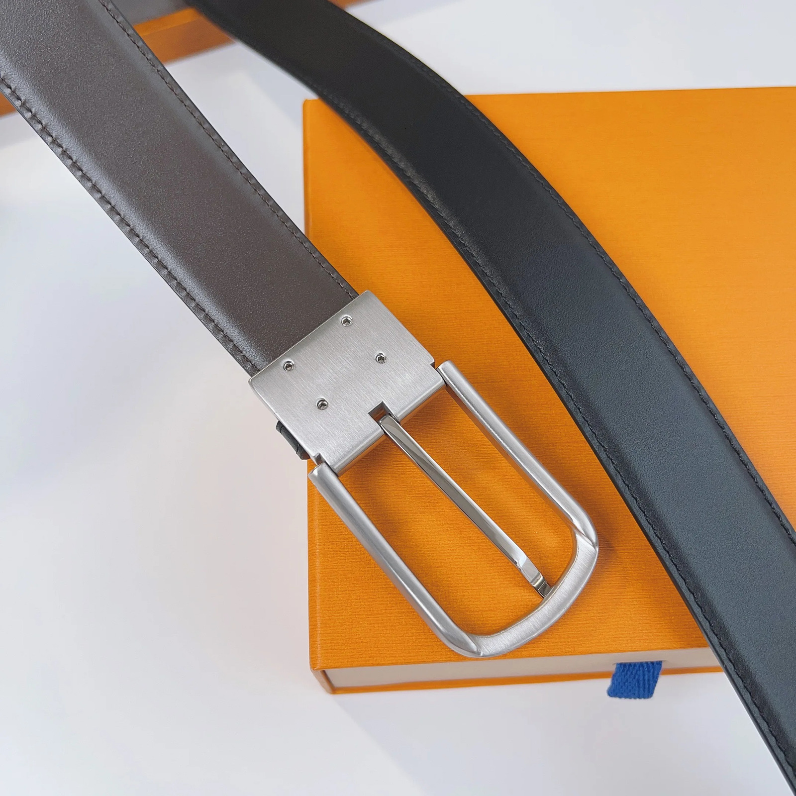 MenS Belt Business Casual Retro Trend Pin Buckle Students AllMatch Wide Version Of The Trousers 240530