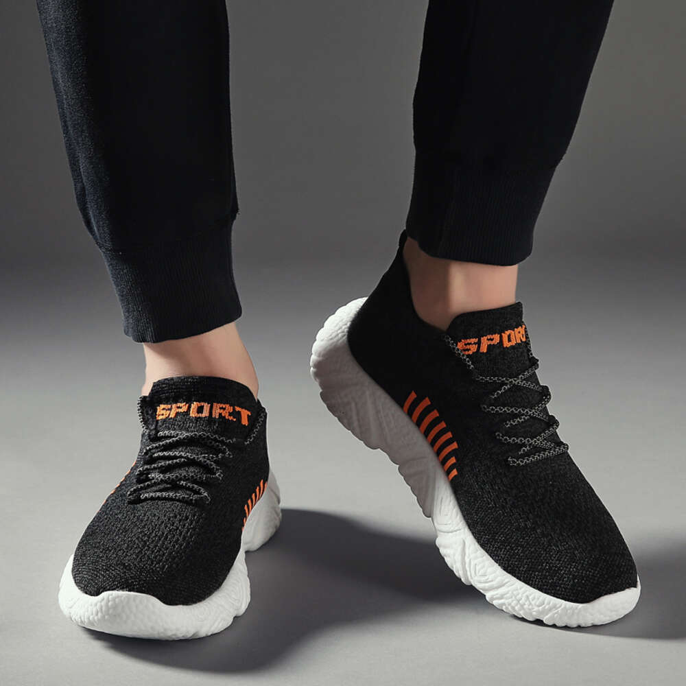 New design lightweight men's casual Chunky Breathable Custom sneakers for large size men walking style shoes