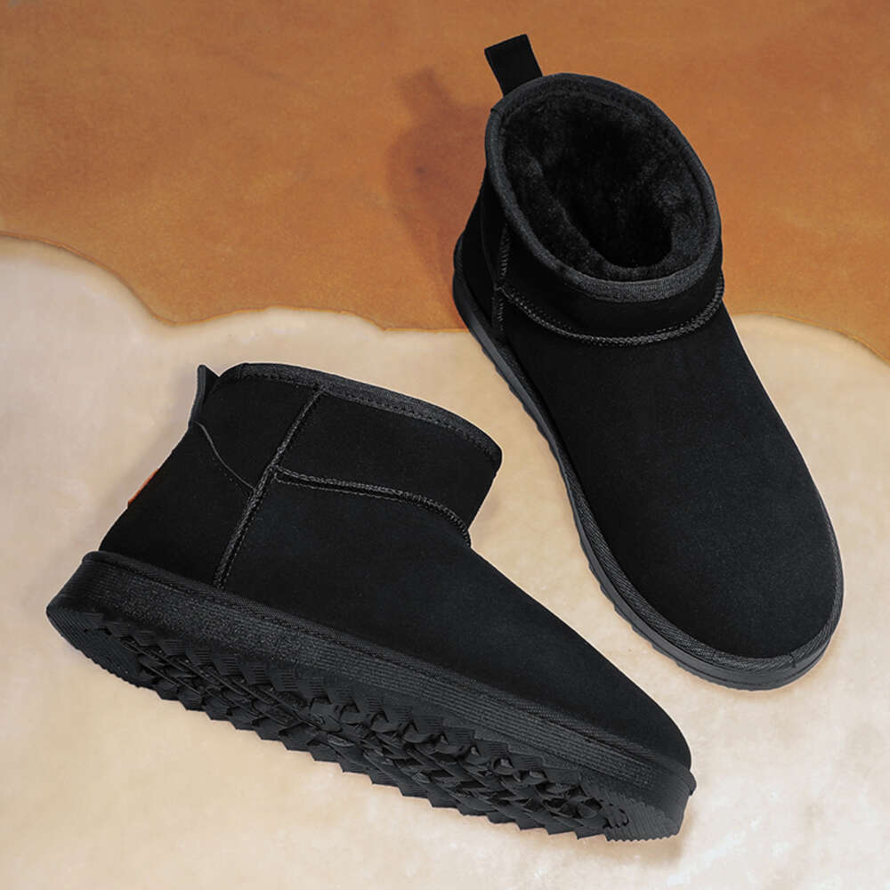 Classic design winter snow boots warm outdoor non-slip sneakers