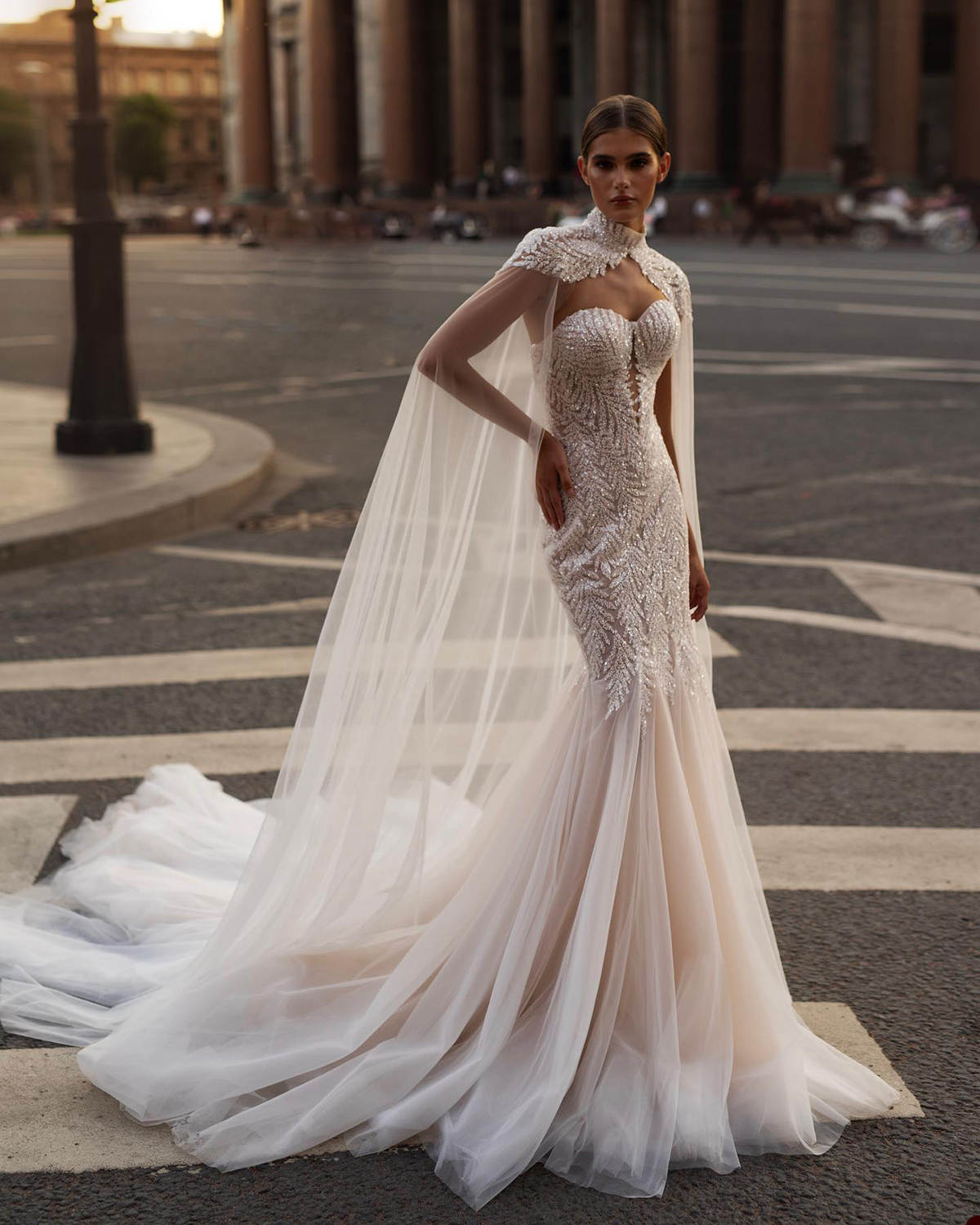 Fashion Mermaid Bridal Gowns Beading Sequins Wedding Dress With Cape Strapless Custom Made Sleeveless Sweep Train Vestido De Novia 0219