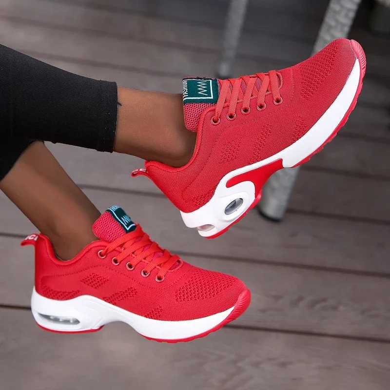 Women Running Sport Shoes Mesh Breathable Casual Sneakers Lace-up Walking Shoes Ladies Platform Sneakers Outdoor Tenis Shoes