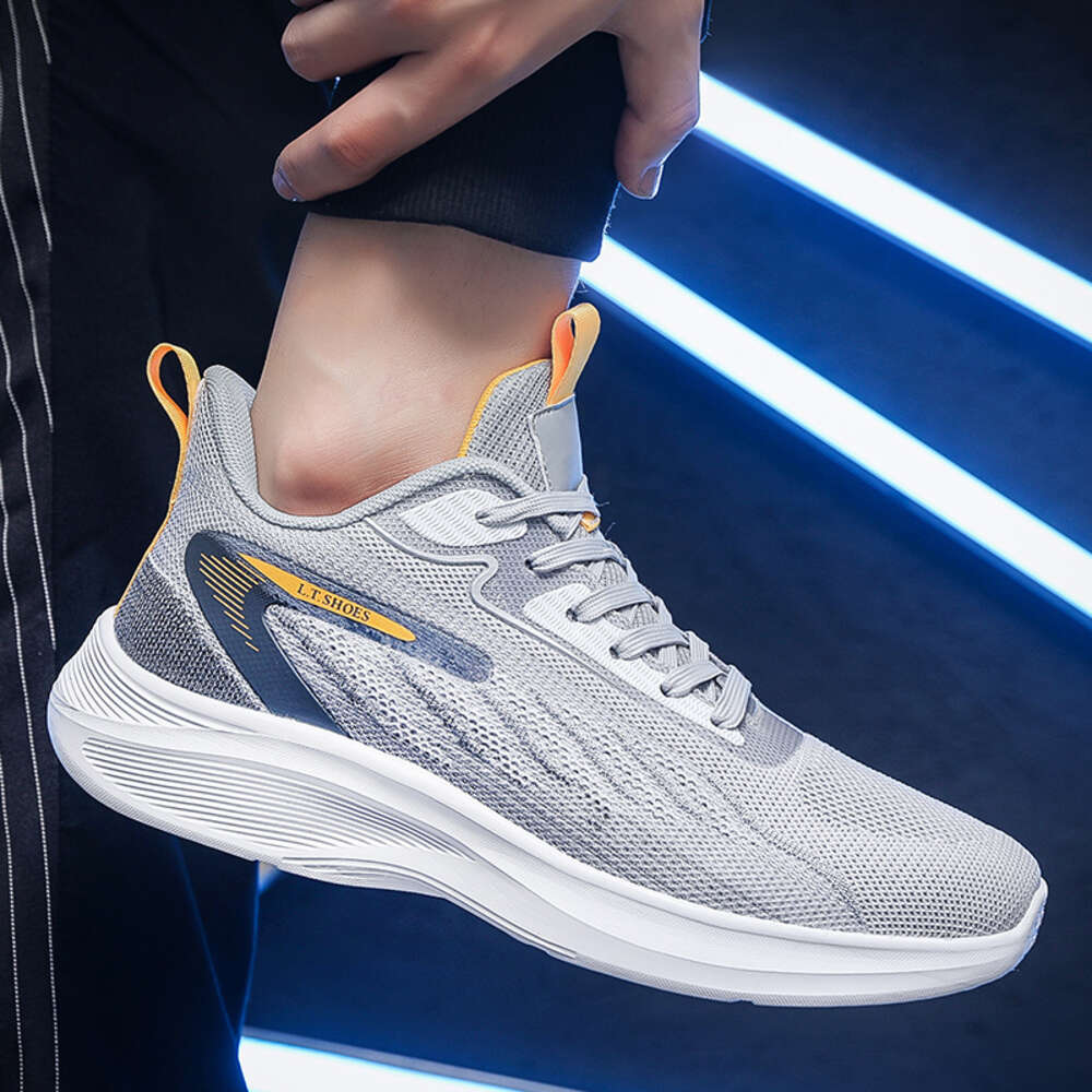 Hot big size casual OEM/ODM custom sports Breathable mesh fabric men's running shoes