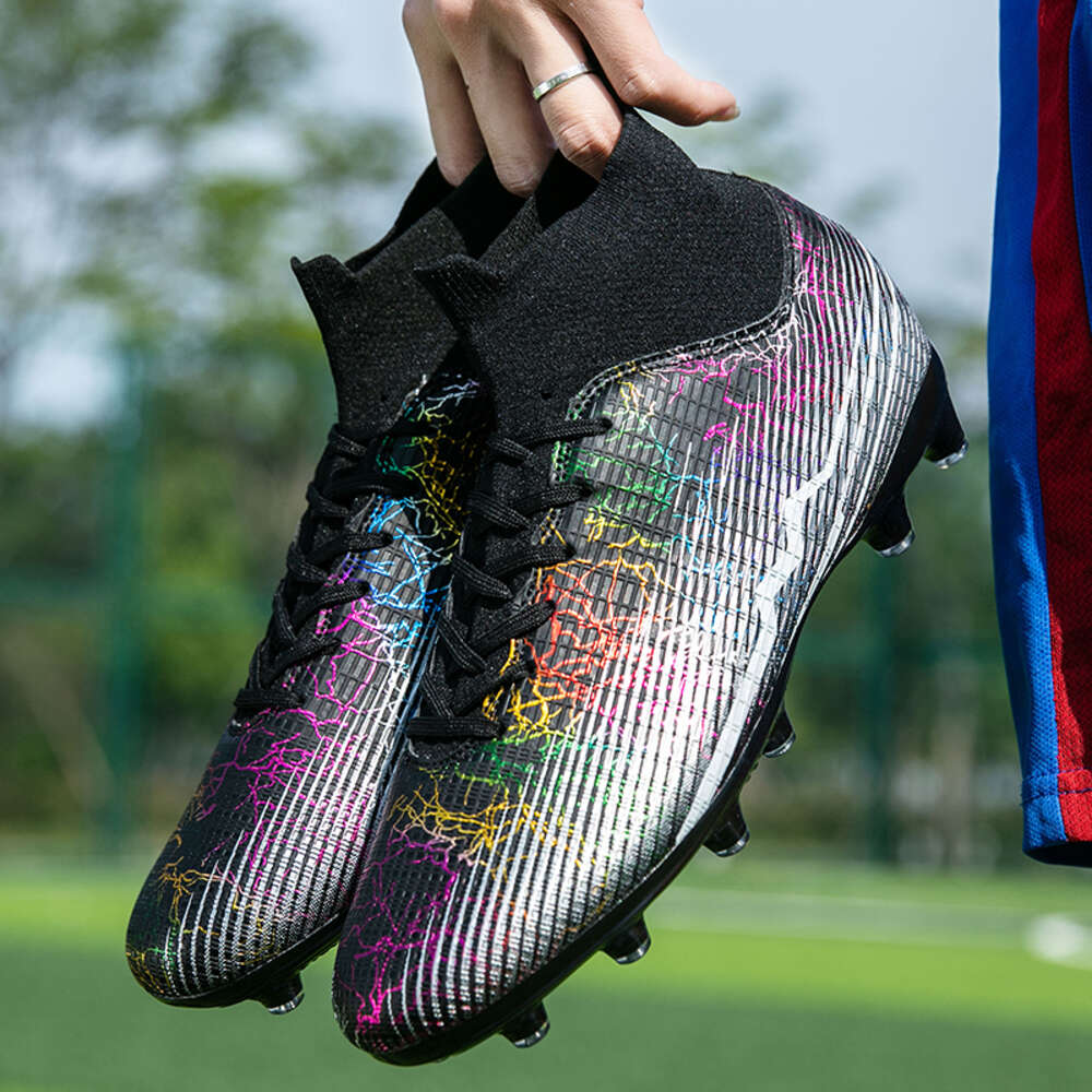Hot Selling Large size Non-Slip Turf Soccer Cleats TF/FG Training Chaussures De Chuteira Campo Football Boots for Men
