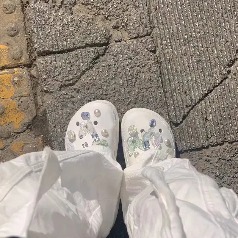 Black butterfly series shoe accessories beautiful Rhinestone amulet used for s and decorations for Clogs sandal gifts 240611