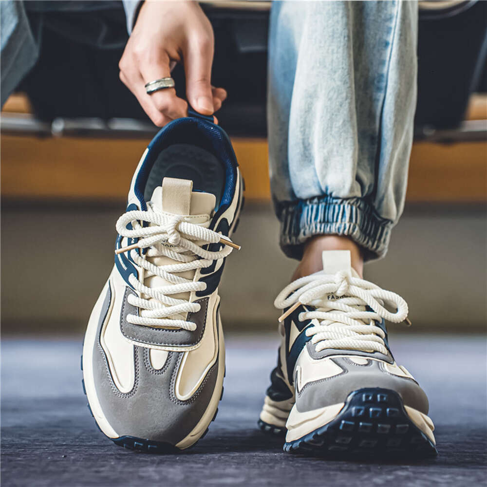 Four seasons fashion men's new thick sole fashionable comfortable wear-resistant outdoor sports casual shoes