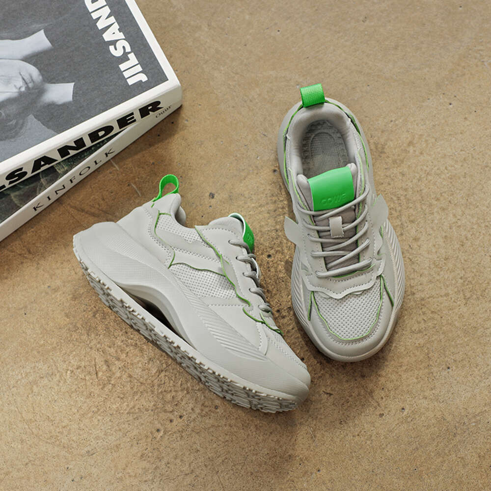 New design unisex stylish casual Comfortable Daily wear Sneakers Fashion Women's Chunky shoes