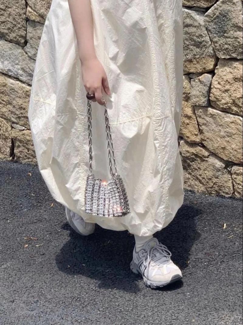 Totes Women Woven Handbag Metal Sequins Chain Evening Bag Hollow Out Purse Clutch Female Travel Holiday Shoulder