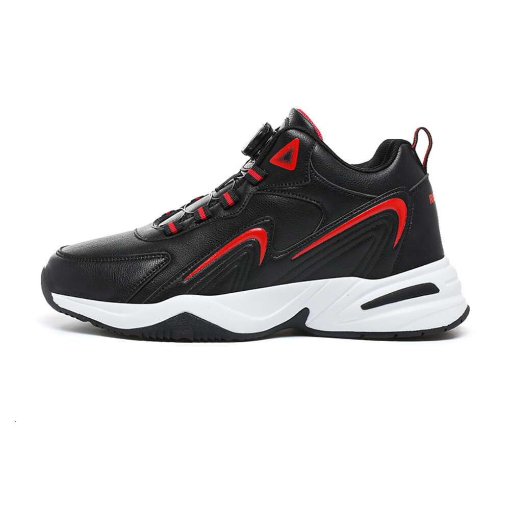 High quality men's made in China The latest fashion running shoes Comfortable non-slip leather sneakers