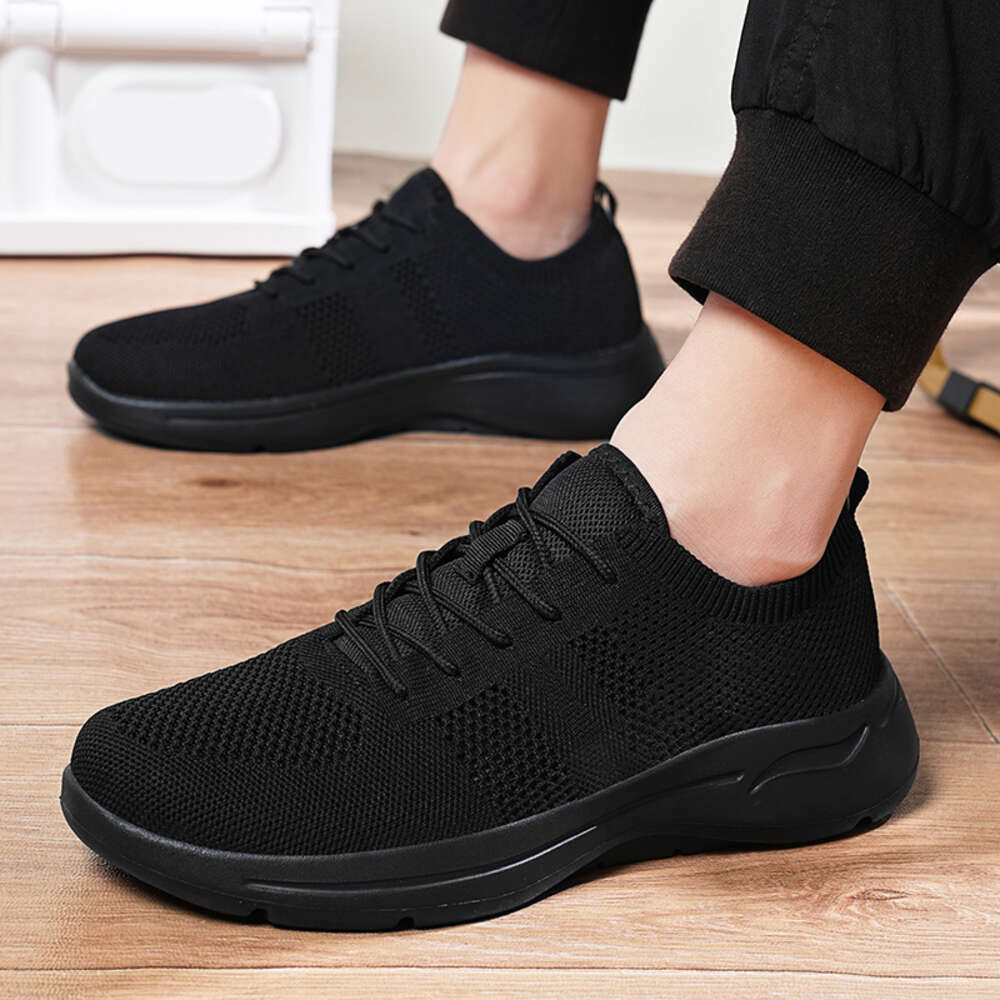 2024 New Outdoor Fashion Sneakers Comfortable Size: 39-48 Walking Summer Lightweight Breathable Men Casual Running Shoes