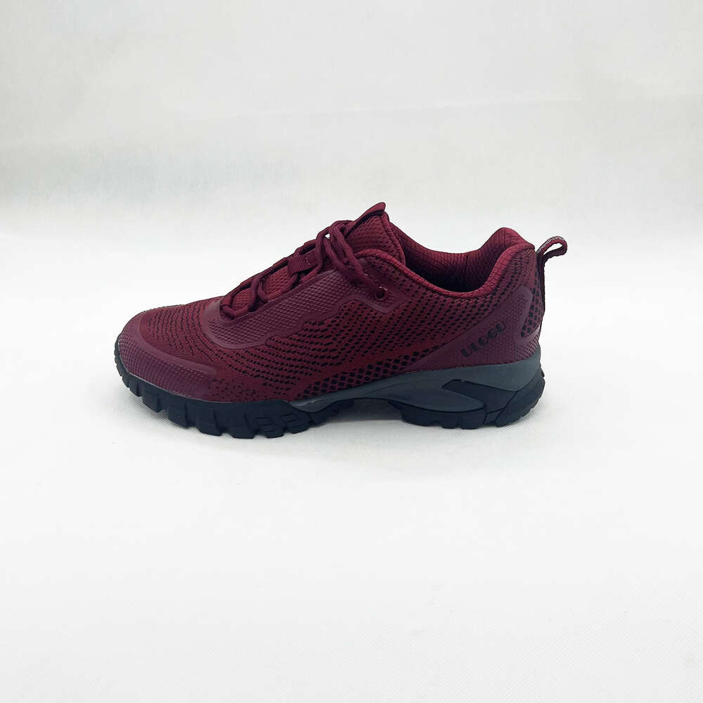 Factory wholesale men's mesh breathable custom high quality sports Large size running tennis shoes