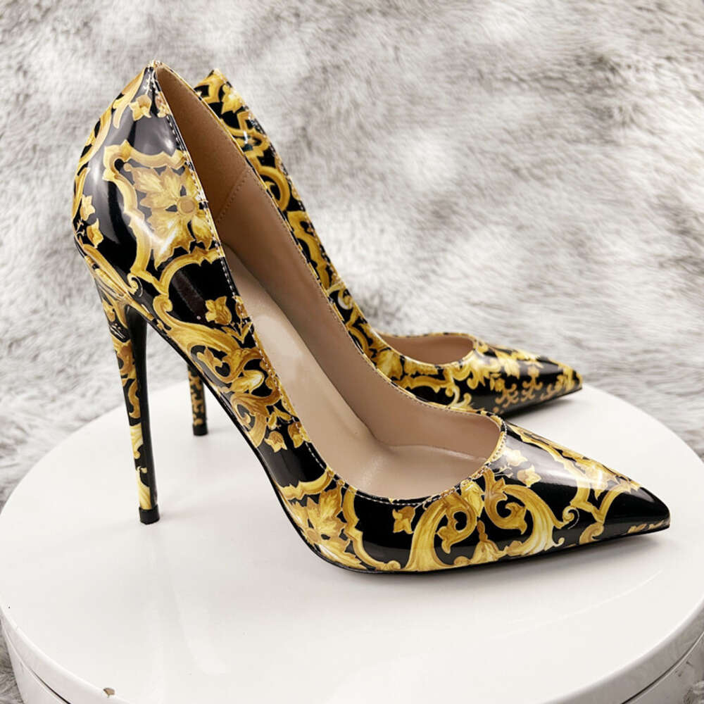 Noenname_Null Black Graffiti Colorful Pumps Sexy High Heels Wedding Party Women Shoes Stilettos Accept Customized