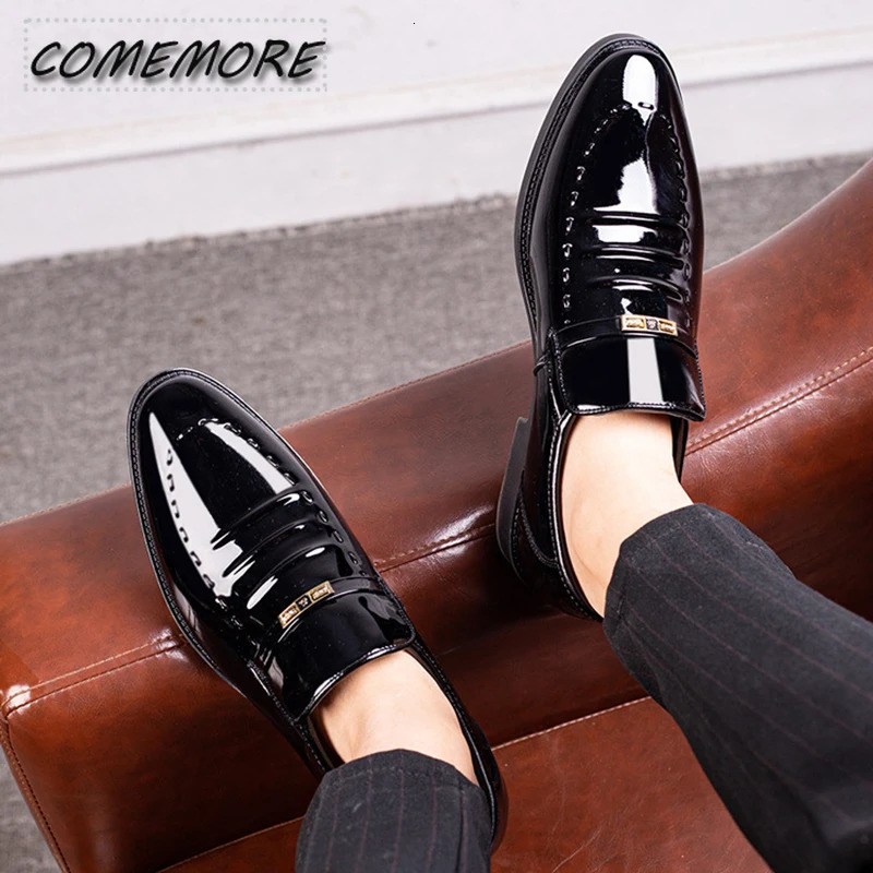 Patented leather mens shoes classic mens formal leather shoes formal office work mens parties Oxford business footwear PU 240611