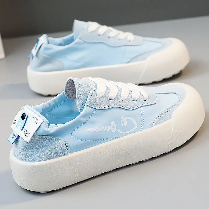 Spring and Autumn Thick Sole Canvas Walking Shoes for Women - Stylish and Breathable Sneakers 240612