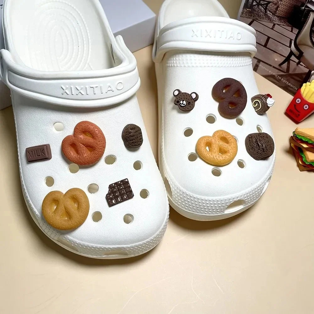 Ins Cute Food Shoes Emblem Cookie Cake Emblem for Small and Exquisite Clogs Shoe Buckle Accessories Decoration 240611