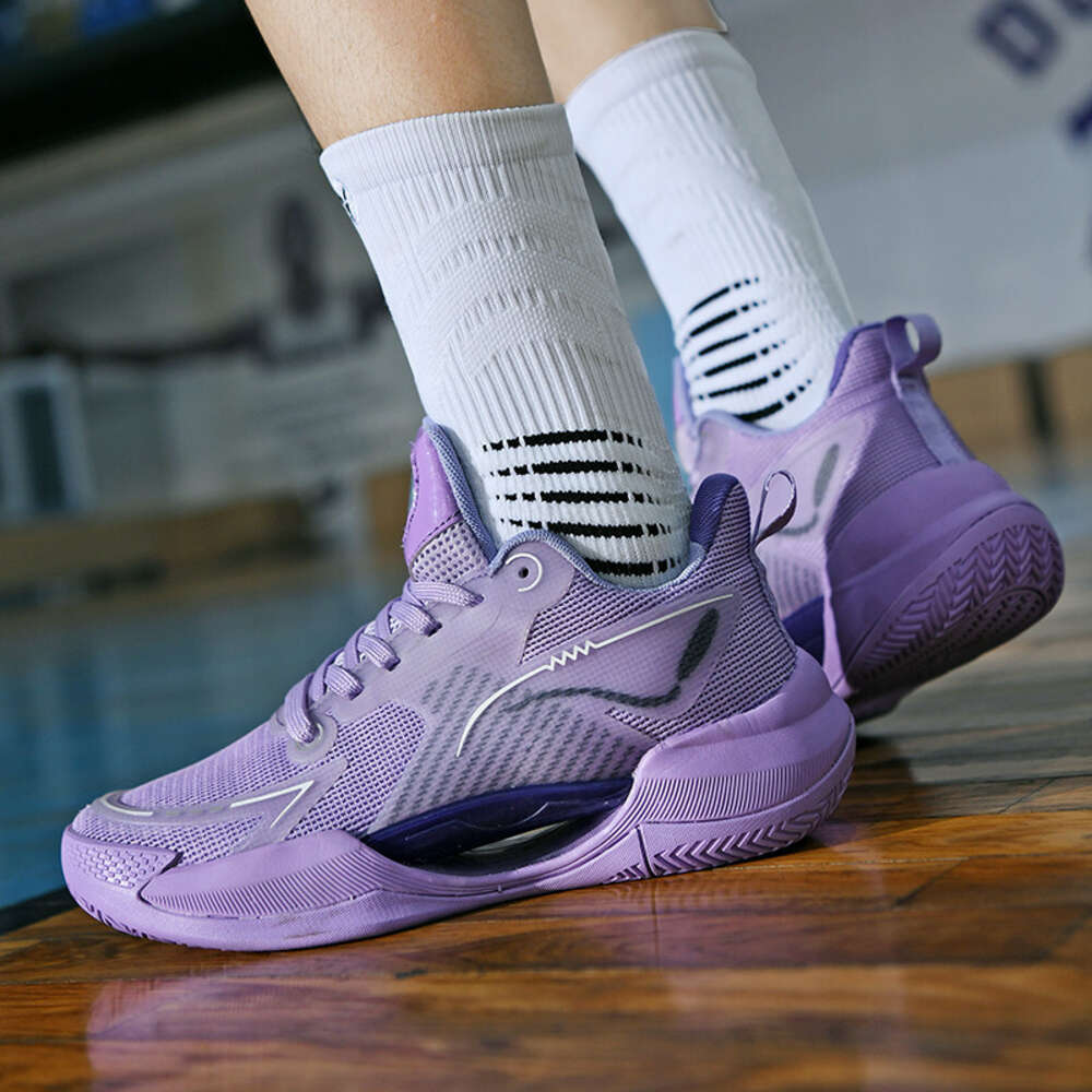 Factory wholesale cool night glow sports Custom Brand Breathable Adult practical basketball shoes Zapatos de baloncesto