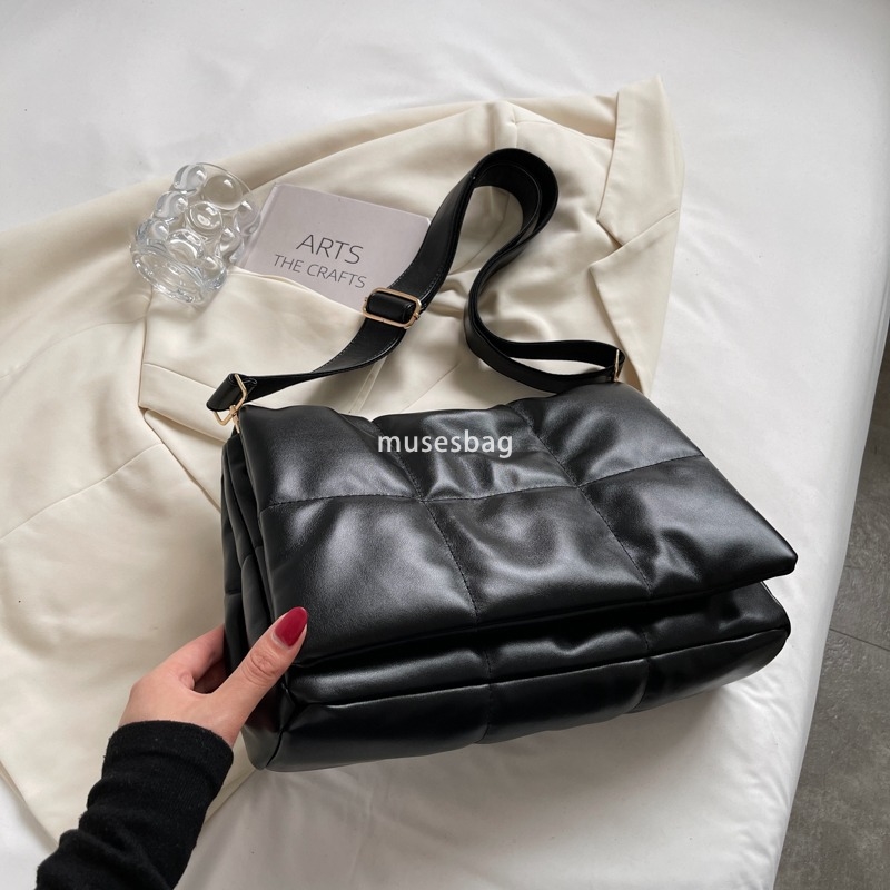 High end and large capacity bag for women's bag new high-end and western-style versatile single shoulder bag wide shoulder strap crossbody bag la