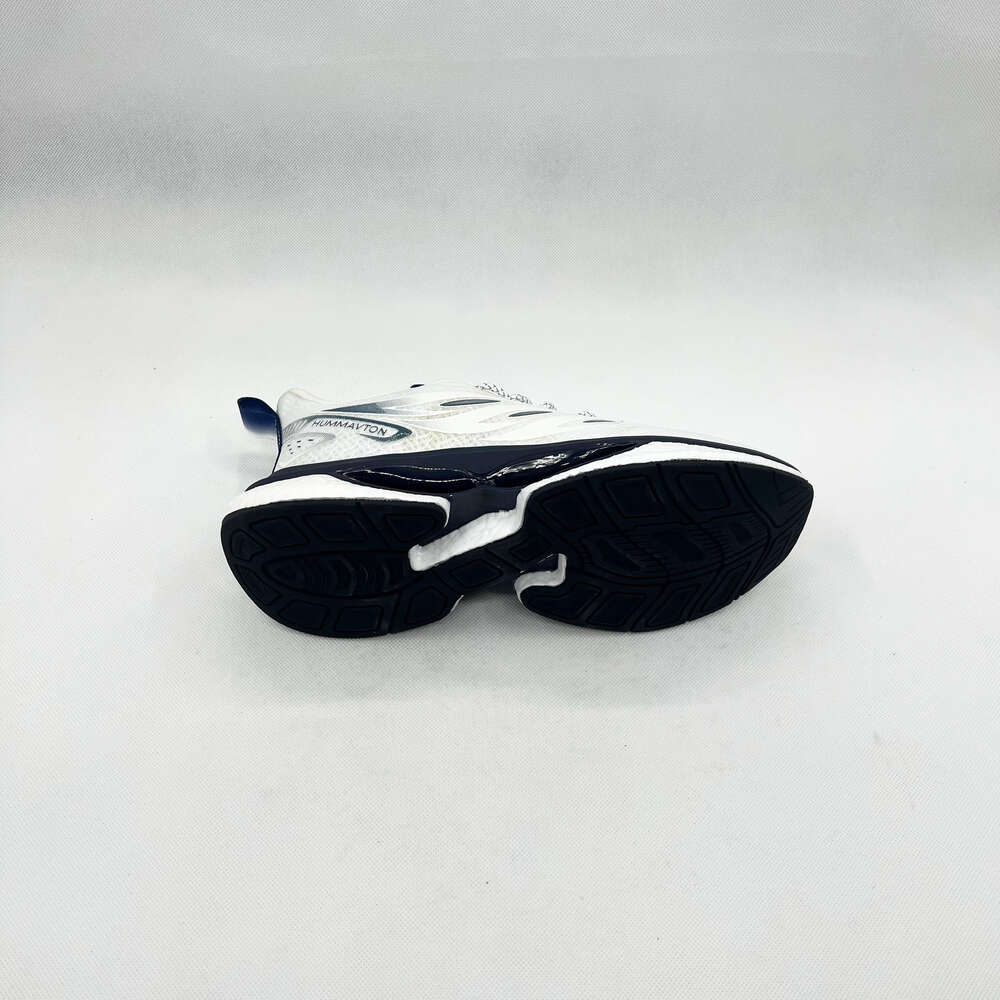 Factory selling comfortable sports custom casual outdoor non-slip running shoes for men white