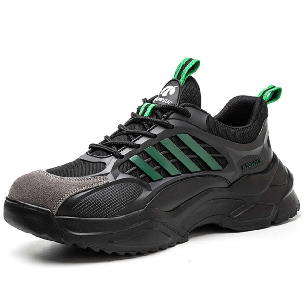 2023 best-selling breathable lightweight shoes, anti-skid and wear-resistant safety shoes for men