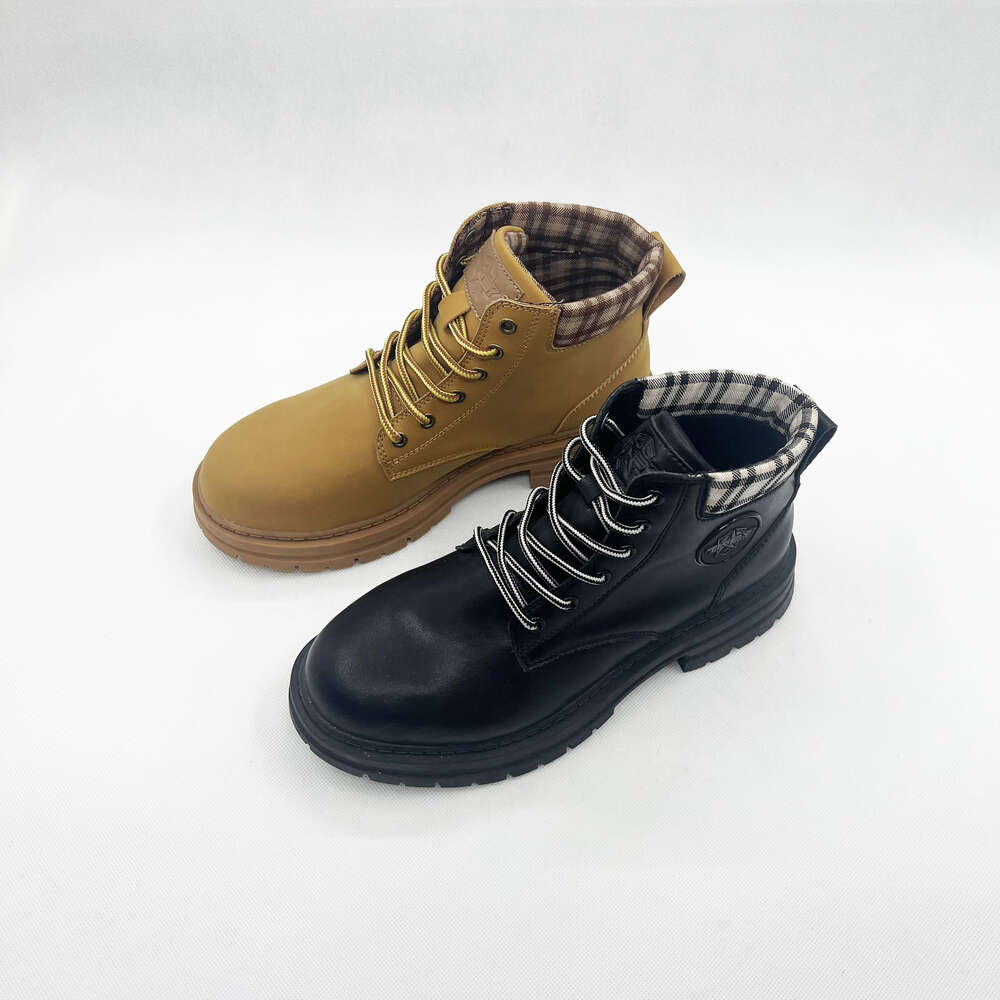Designed Climbing Hiking Custom waterproof hiking High quality outdoor travel boots available for men and women
