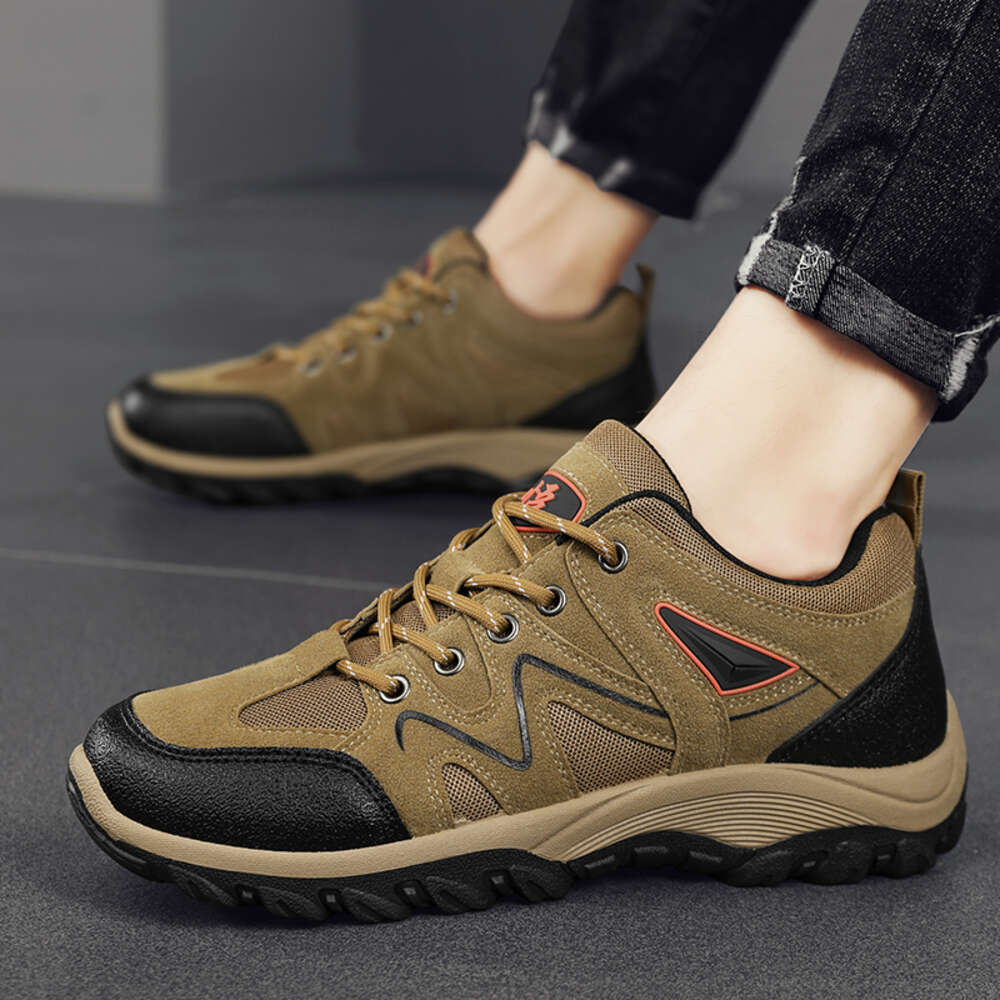 Outdoor waterproof new men's casual autumn and winter non-slip hiking shoes for men